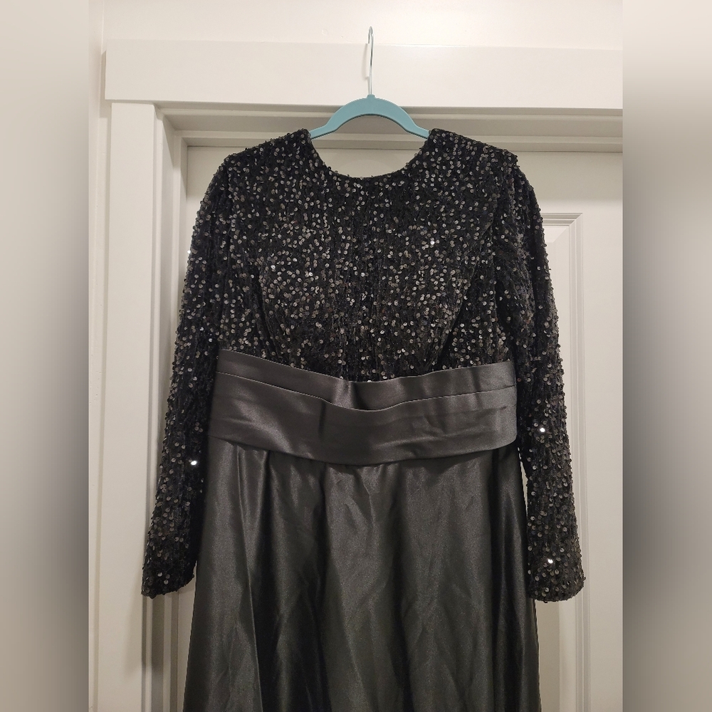 Black Sequin Evening Gown - Picture 2 of 7